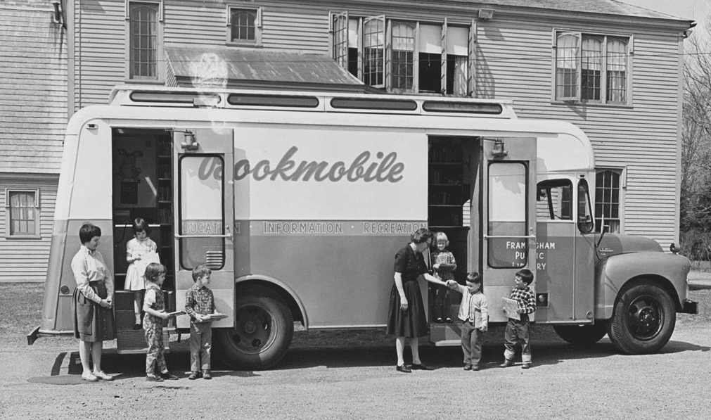 Le bookmobile Ford (Massachusetts - 1956)